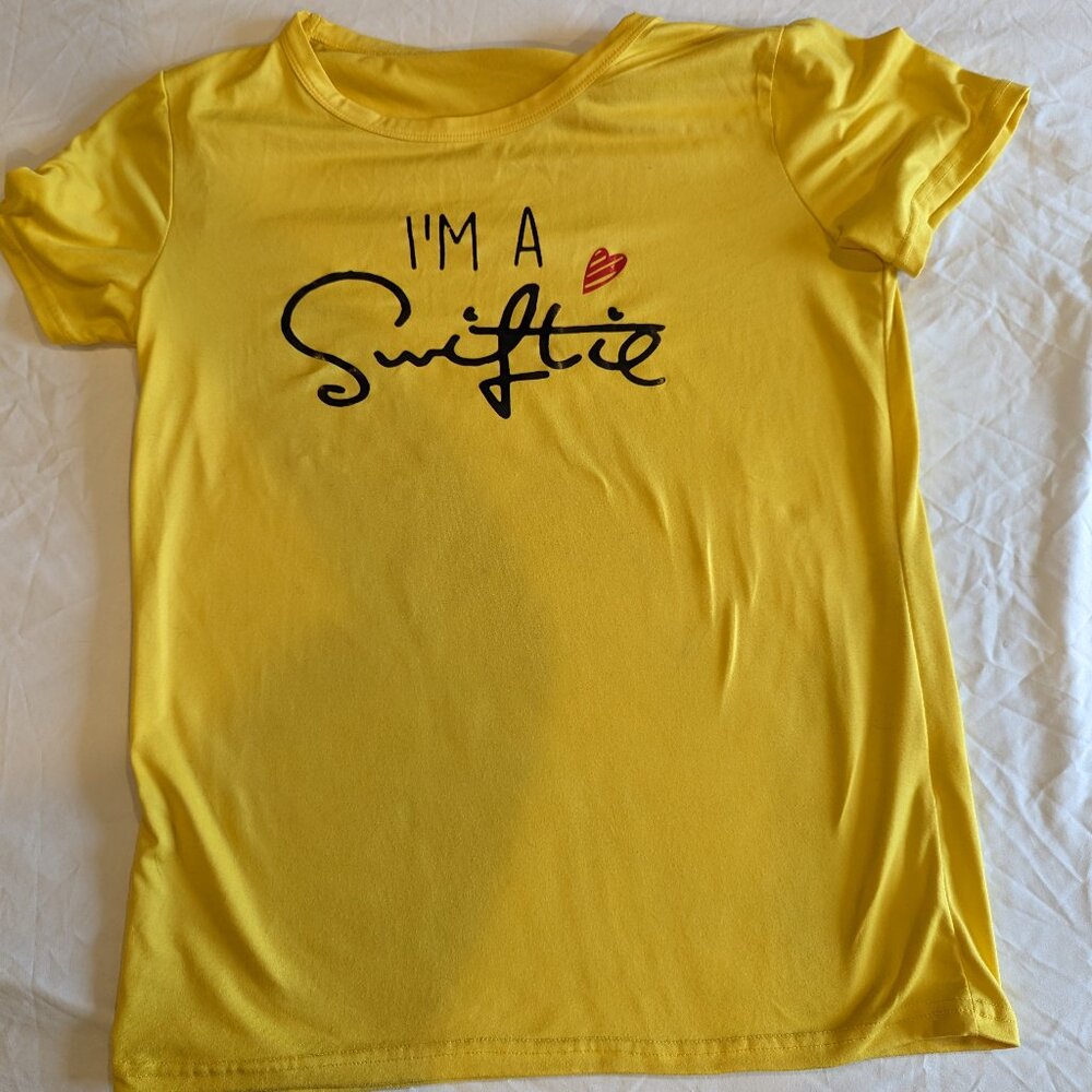 Taylor Swift T shirt